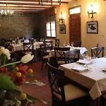 Valle Del Arenales מלון 2*