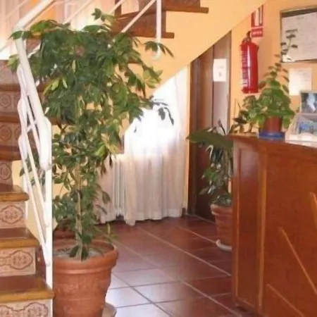 Valle Del Arenales Szálloda 2*