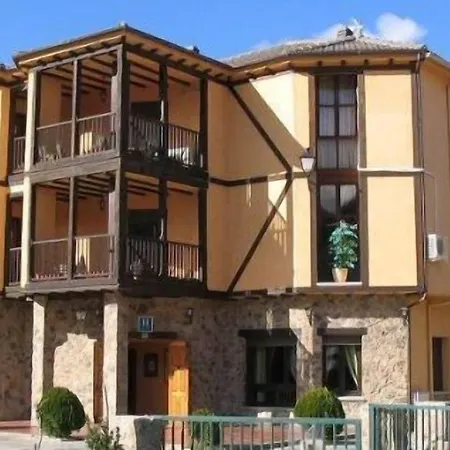 מלון Valle Del Arenales