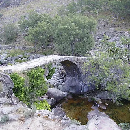 Szálloda Valle Del Arenales