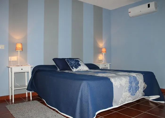 Hotel Valle Del Arenales 2*